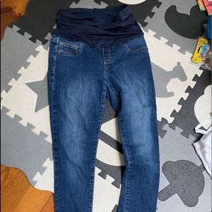 Gently used gap maternity jeans